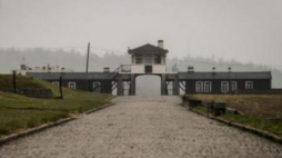 Muzeum Gross-Rosen na terenie byłego niemieckiego obozu koncentracyjnego. Fot. PAP/M. Kulczyński