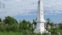 Istniejący obecnie pomnik legionowy na cmentarzu w Rarańczy
