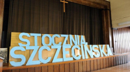 Napis w historycznej stołówce w Stoczni Szczecińskiej. Fot. PAP/M. Bielecki 