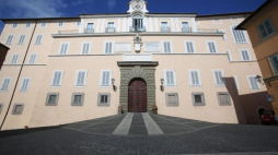Pałac Apostolski w Castel Gandolfo. Fot. PAP/EPA