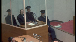 Proces Eichmanna w Jerozolimie. 1961 r. Fot. Israel National Photo Collection. Źródło: Wikimedia Commons