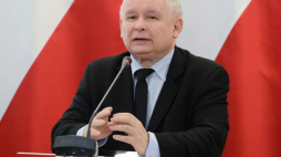Prezes PiS Jarosław Kaczyński podczas konferencji "Konstytucja Solidarności" w Senacie. Fot. PAP/J. Kamiński 
