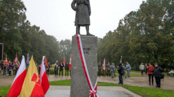 Pomnik Legionisty odsłonięty w łódzkim parku im. Legionów. Fot. PAP/G. Michałowski