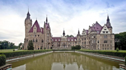 Zamek w Mosznej Fot. PAP/J. Ochoński
