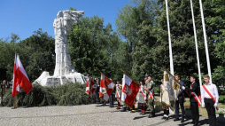 Obchody 74. rocznicy rozpoczęcia bitwy o Monte Cassino przy Pomniku Bitwy o Monte Cassino w Warszawie. Fot. PAP/R. Guz