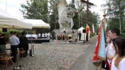 Uroczystości upamiętniające mieszkańców Białostocczyzny pomordowanych przez Niemców w latach 1941-1944. Fot. PAP/A. Reszko