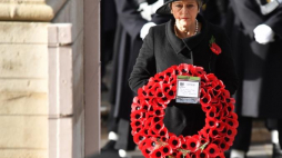 Wlk. Brytania, Londyn: Whitehall. 11 11 2018. Premier brytyjska Theresa May podczas obchodów z okazji 100. rocznicy zakończenia I wojny światowej. Fot. PAP/EPA/A. Rain