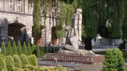 Pomnik Martyrologii Profesorów Lwowskich we Wrocławiu. Źródło: Google Maps – Street View