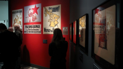 Otwarcie wystawy "Patriota/Artur Szyk" w Kordegardzie – Galerii Narodowego Centrum Kultury w Warszawie. Fot. PAP/A. Zawada