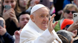 Papież Franciszek podczas audiencji generalnej. Watykan, 06.03.2024. Fot. PAP/EPA