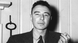 Robert Oppenheimer (1904-1967). Fot. Wikipedia