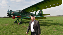 Krzysztof Radwan (1953-2024), wieloletni dyrektor Muzeum Lotnictwa polskiego, fot PAP/J. Bednarczyk