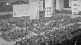 I Krajowy Zjazd Delegatów NSZZ „Solidarność” w hali sportowej Olivia. Gdańsk, 05.09.1981. Fot. PAP/CAF/J. Uklejewski
