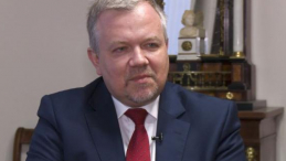 Dr Adam Buława. Źródło: serwis wideo PAP