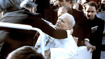 Zamach na papieża Jana Pawła II. Fot. PAP/Archiwum