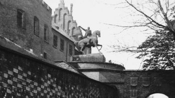 Pomnik Tadeusza Kościuszki na Wawelu. 1970 r. Fot. PAP/J. Morek