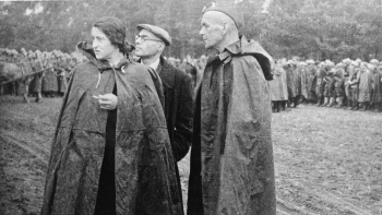 Główni działacze Związku Patriotów Polskich - od lewej: Wanda Wasilewska, Alfred Lampe i gen. Zygmunt Berling. Fot. PAP/CAF
