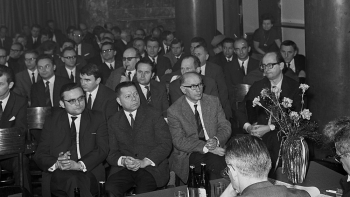 Posiedzenie Zarządu Głównego Stowarzyszenia Dziennikarzy Polskich. 1969 r. Fot. PAP/CAF/B. Miedza