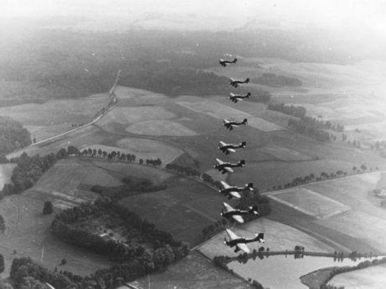 Eskadra 9 niem. bombowców nurkujących typu „Junkers Ju 87 „Stuka” (AIPN GK-5-1-248-1)