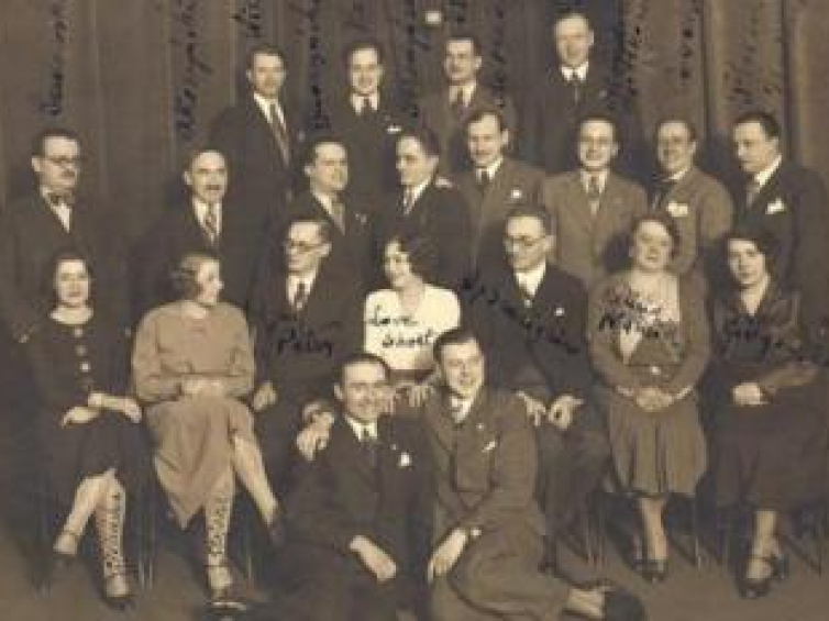 Lwowski zespół radiowy (zdjęcie wykonane w początku lat 30-tych).