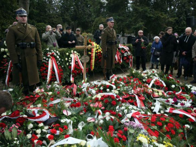 Uroczystości pogrzebowe Marii Stypułkowskiej-Chojeckiej na Cmentarzu Wojskowym na Powązkach. Fot. PAP/T. Gzell