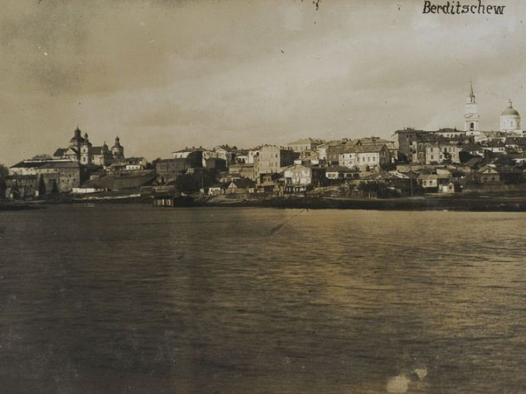 Panorama Berdyczowa. Pocztówka, 1905 r. Źródło: BN Polona