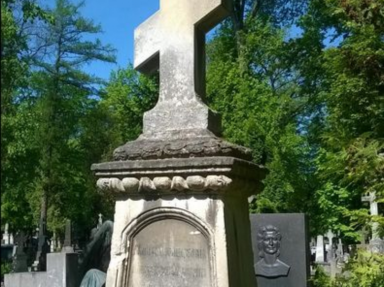Cmentarz Łyczakowski, nagrobek Szaranowycza. Fot. Dorota Janiszewska-Jakubiak
