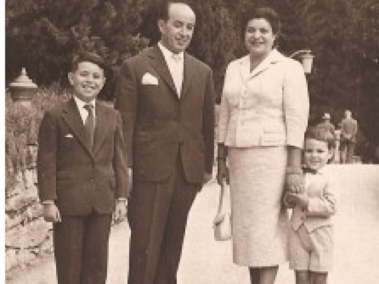 Rodzina uratowanego przez Tadeusza Cerę skalskiego Żyda Henocha Meitalesa, Monachium 1957 r.