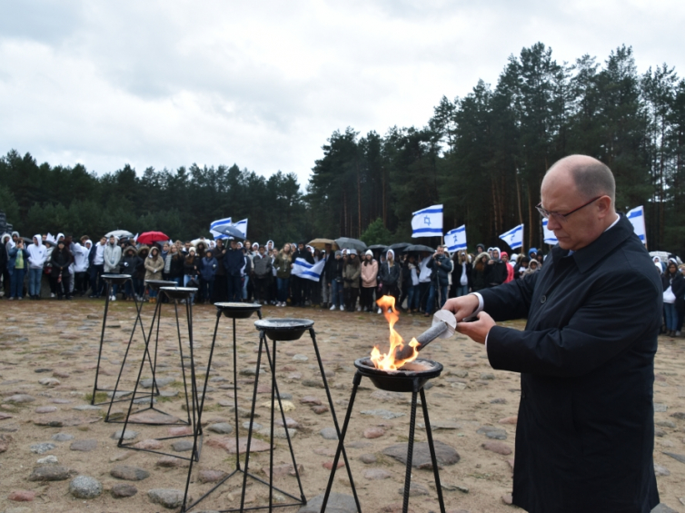 „Jesteśmy Razem”_ uroczystości w b. obozie Zagłady w Treblince . Źródło: Mazowiecki UW