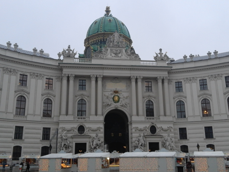 Hofburg, siedziba cesarska w Wiedniu. Źródło: P. Szlanta