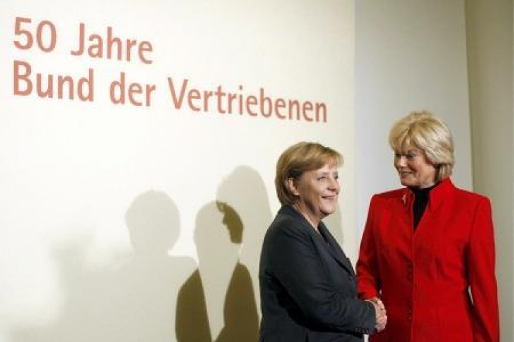 Przewodnicząca BdV Erika Steinbach i kanclerz Niemiec Angela Merkel. Berlin, Niemcy, 22.10.2007. Fot. PAP/EPA 