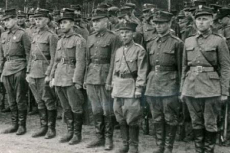 Żołnierze 1 Dywizji Piechoty im. T. Kosciuszki. Fot. CAW