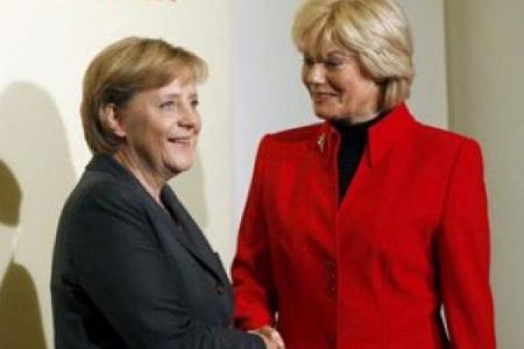 Kanclerz Niemiec Angela Merkel i szefowa BdV Erika Steinbach. Obchody 50. rocznicy powstania BdV w 2007 r. Fot. PAP/EPA