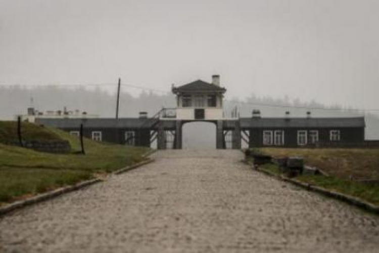 Muzeum Gross-Rosen na terenie byłego niemieckiego obozu koncentracyjnego. Fot. PAP/M. Kulczyński