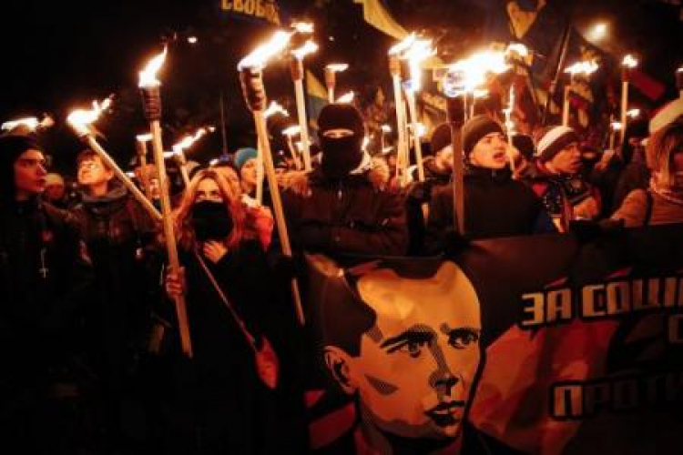Marsz pamięci Kijowie w 106. rocznicę przywódcy ukraińskich nacjonalistów Stepana Bandery. Fot. PAP/EPA