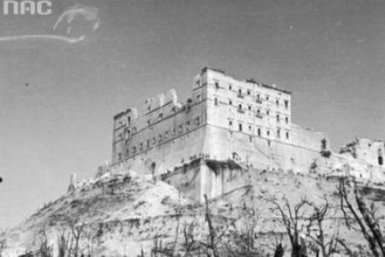 Ruiny klasztoru Monte Cassino. 05.1944. Fot. NAC