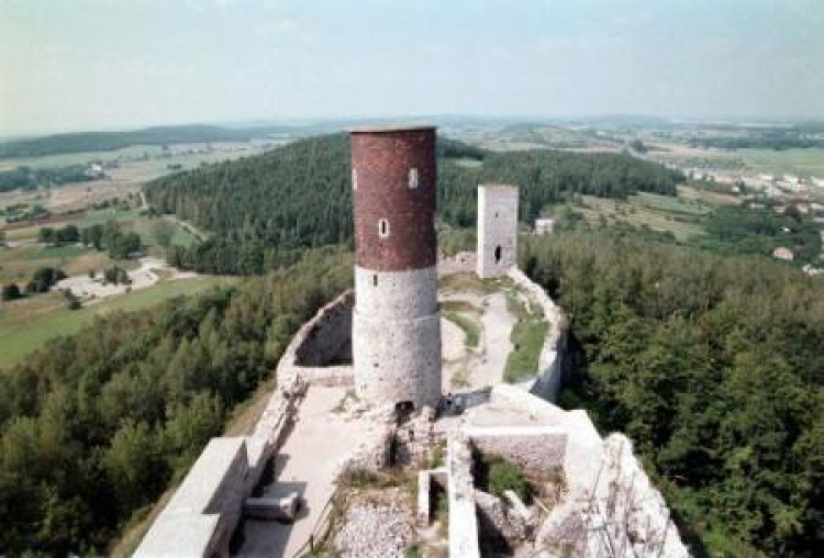 Widok na zamek w Chęcinach. Fot. PAP/P. Polak