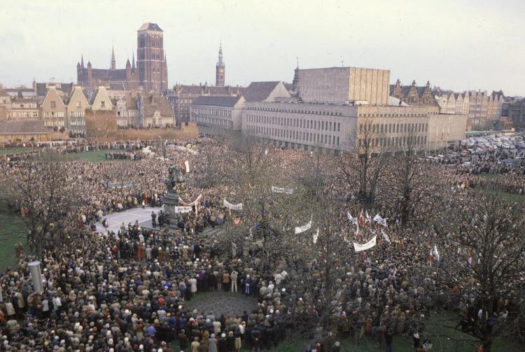 Obchody 190. rocznicy uchwalenia Konstytucji 3 Maja. Gdańsk, 1981 r. Fot. PAP/L. Pękalski