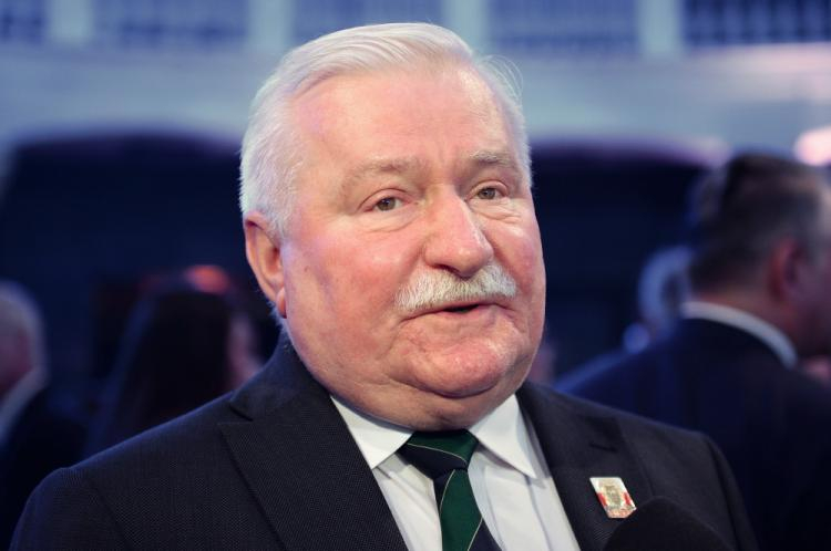 B. prezydent Lech Wałęsa. Fot. PAP/StrefaGwiazd/M. Kmieciński 