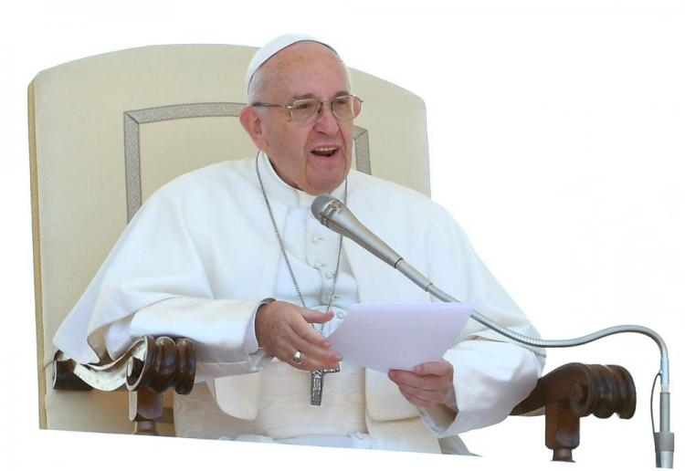 Papież Franciszek w czasie audiencji generalnej na Placu św. Piotra. 17.05.2017. Fot. PAP/EPA