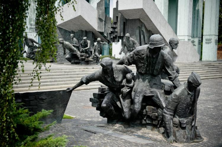 Pomnik Powstania Warszawskiego 1944 na placu Krasińskich. Fot. PAP/W. Pacewicz 