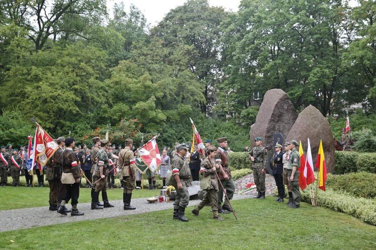 Uroczystości przy pomniku "Mokotów Walczący - 1944". Fot. PAP/R. Guz