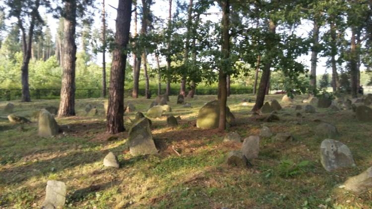 Mizar - cmentarz tatarski w Studziance. Źródło: Fundacja Dziedzictwa Kulturowego