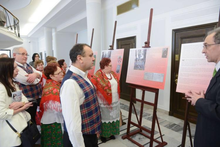 Wystawa "Czerwonym Tramwajem do Przystanku Niepodległość". Fot. PAP/J. Kamiński