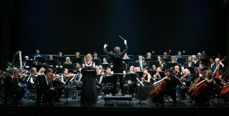 Koncert orkiestry Sinfonia Varsovia. Fot. PAP/T. Gzell