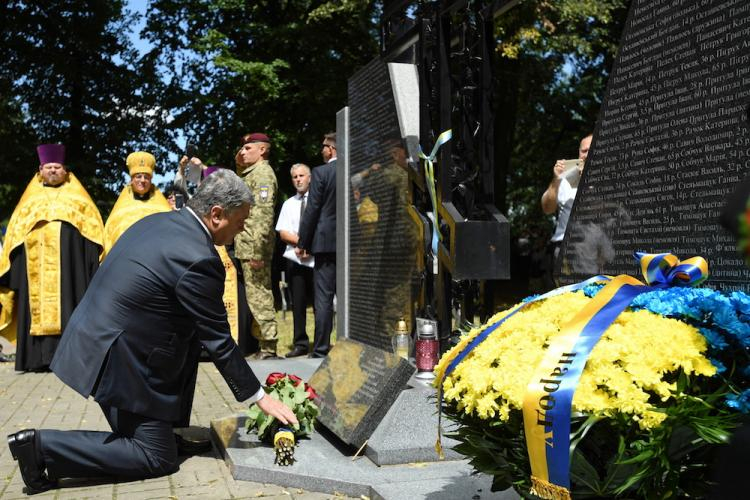 Prezydent Ukrainy Petro Poroszenko podczas wizyty w miejscowości Sahryń na Lubelszczyźnie. Fot. PAP/W. Pacewicz