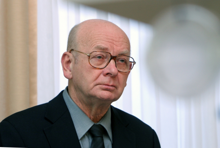 Dr Janusz Kochanowski, 2007 r. Fot. PAP/M. B. Brzozowski
