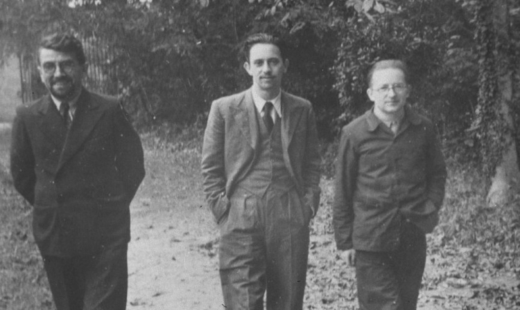 Poznań, lata 30. Polscy matematycy z Uniwersytetu Poznańskiego, od lewej: Henryk Zygalski, Jerzy Różycki i Marian Rejewski, którzy w 1932 r. złamali szyfr Enigmy. Fot. PAP-Reprodukcja