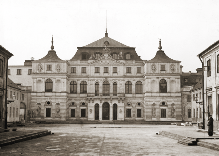 Pałac Brühla w 1936 roku. Źródło: Wikimedia Commons