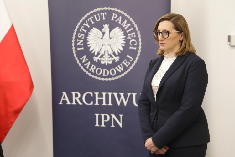 Dyrektor Archiwum Instytutu Pamięci Narodowej Marzena Kruk. Fot. PAP/T. Gzell